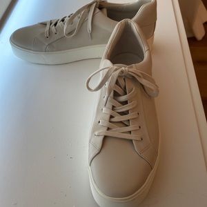 Gabby Vince Loafers in grey